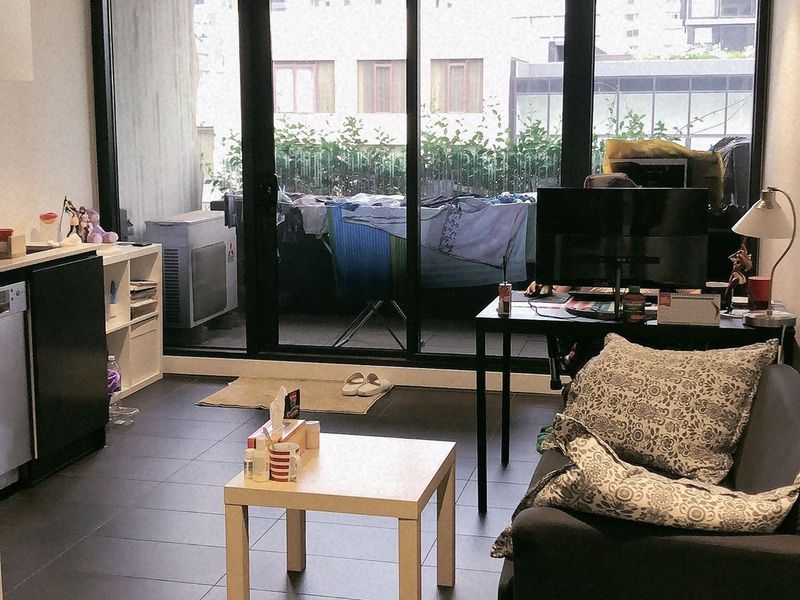 unit 202 / 150 Dudley Street, West Melbourne