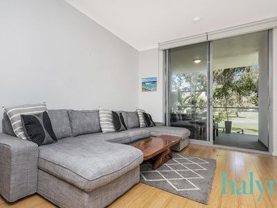 1 / 271 Selby Street, Churchlands