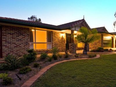 5 Scarlet Place, Forest Lake