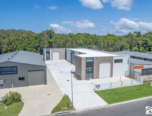 Premium Industrial Buying in a Growing Coastal Market