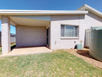 39A Champagne Drive, Dubbo