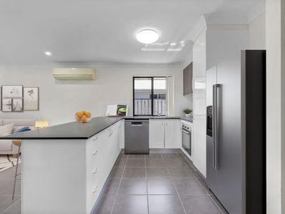 45 Scarborough Circuit, Blacks Beach