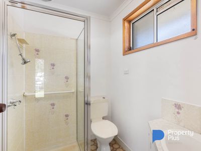 35 Spring Gully Road, Quarry Hill