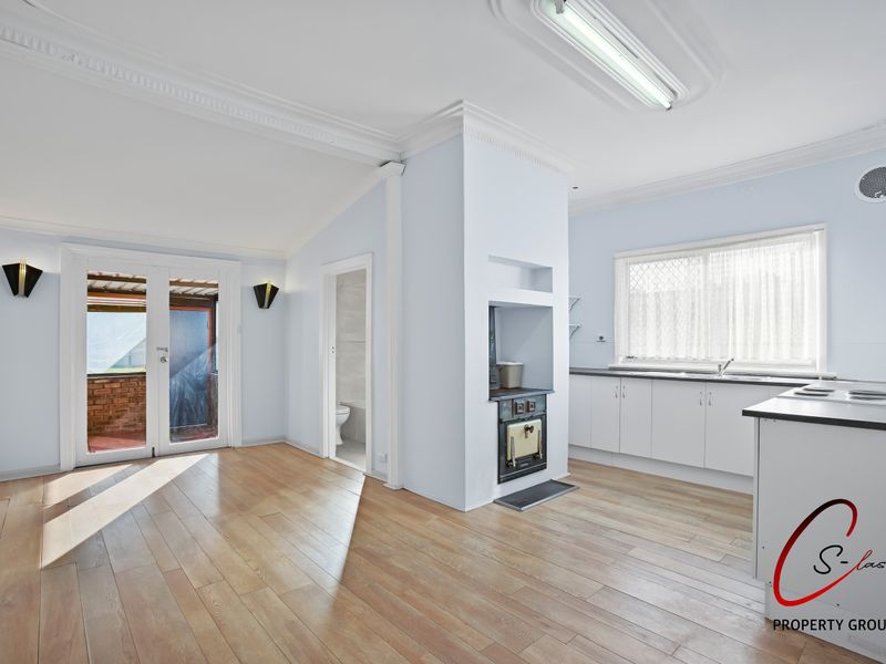 118 Bulong Avenue, Redcliffe