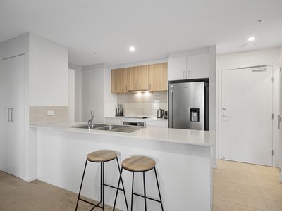 19 / 200 John Gorton Drive, Coombs