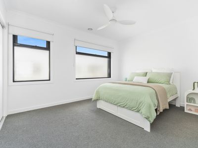 6 Wineglass Walk, Carrum Downs