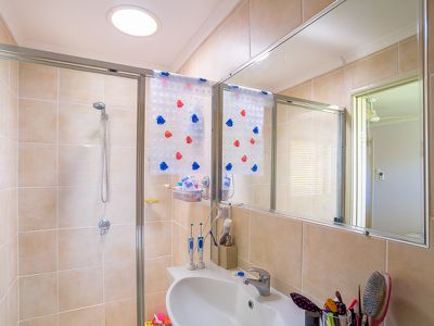 6 CARMEL COURT, Point Vernon