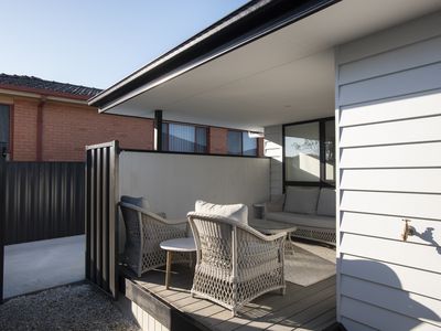 2 / 121 Peel Street West, West Launceston
