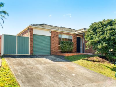 16 Belyando Crescent, Blue Haven