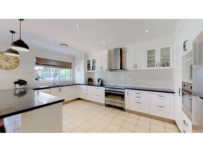 6 Araluen Way, Dubbo