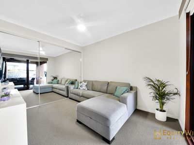18 Eltham Parade, Wyndham Vale