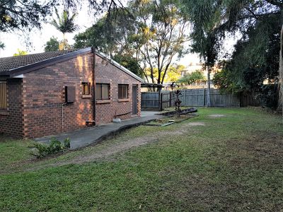 31 Brompton Street, Rochedale South
