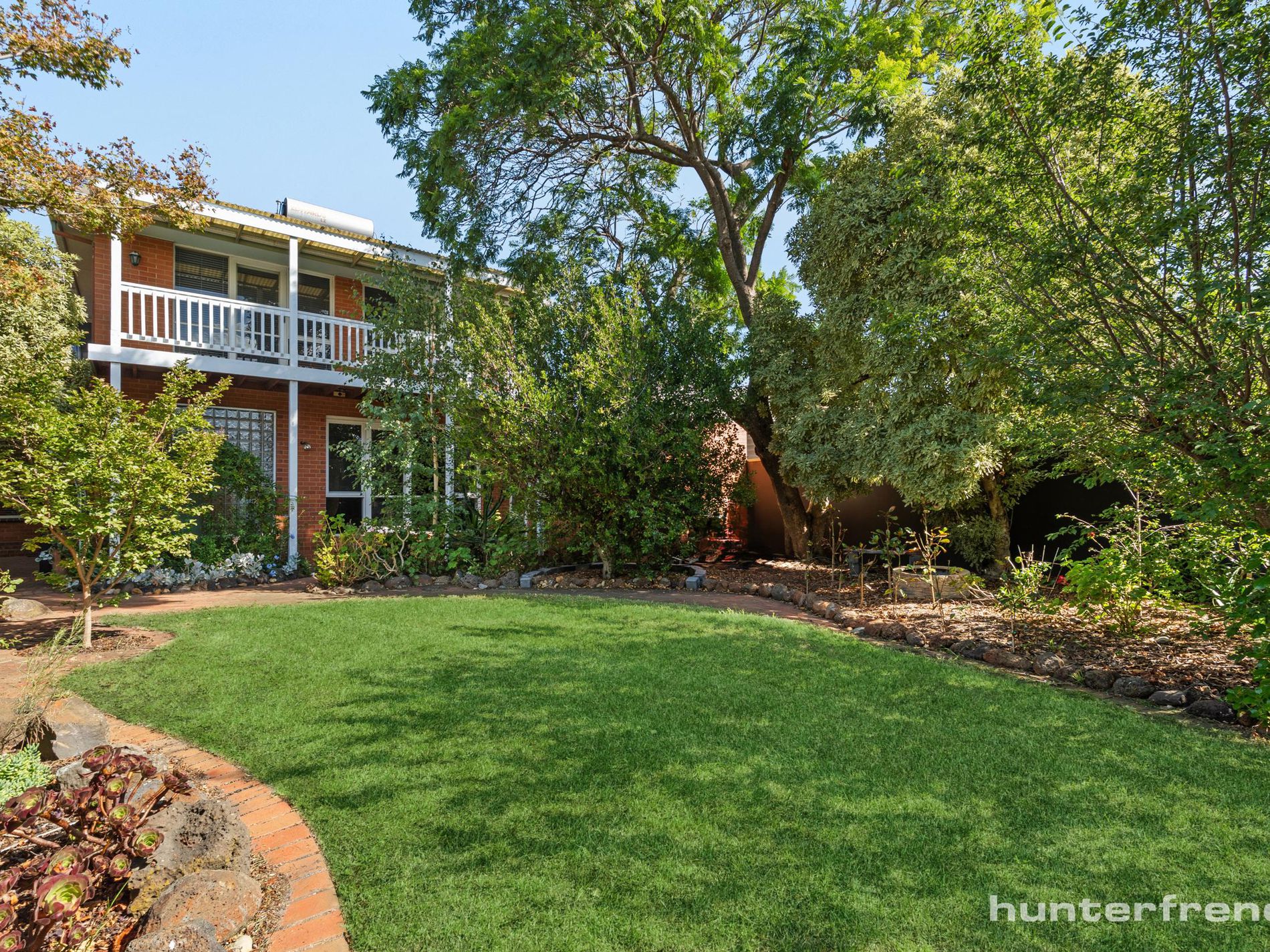 37 Myrtle Grove, Altona