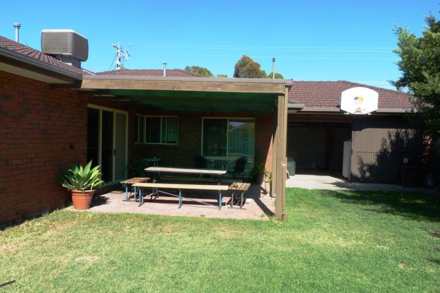 41 Drummond Street, Horsham