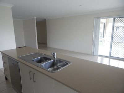 45 Oxford Street, North Booval