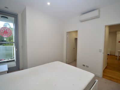 210 / 2 Rutland Avenue, Lathlain