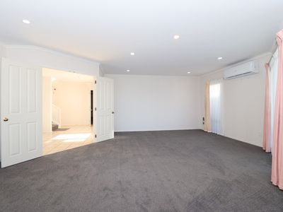 26A The Parade, Bucklands Beach