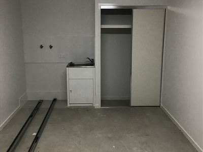 1 / 13 Sharp Cres, Branyan
