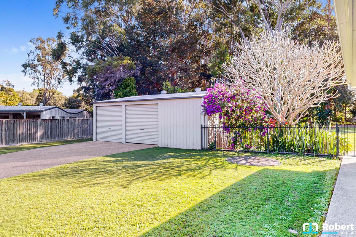 27 Edington Drive, Cooroibah