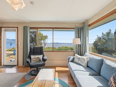 5166 Channel Highway, Gordon