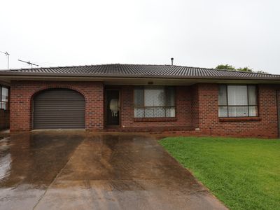 1 / 4 Coolabah Street, Mount Gambier