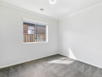 12 Adelong Street, Werribee