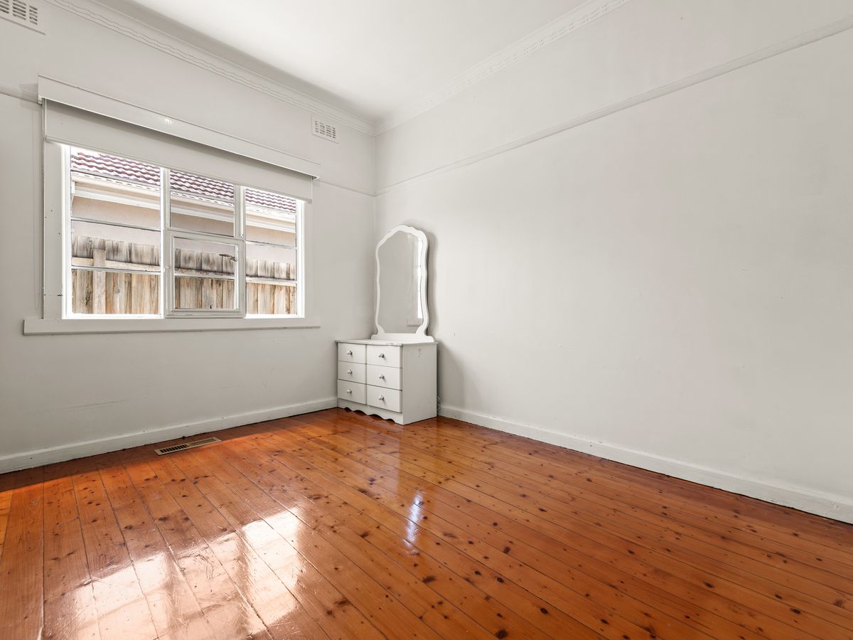 991  Heatherton Road, Springvale