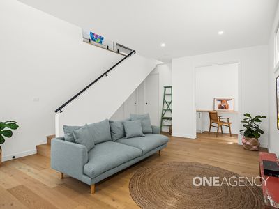 5 Beauty Street, Calderwood