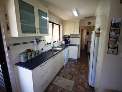 15 Wenhams Lane, Wangaratta