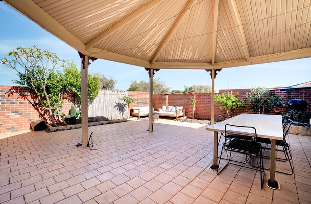 135 Safety Bay Rd, Shoalwater