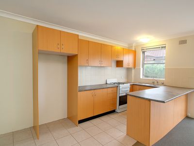 4 / 7 Mascot Drive, Eastlakes