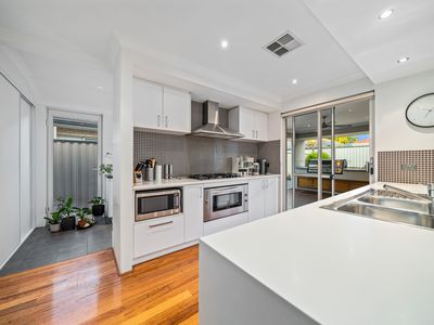 6 Wisely Court, Aubin Grove