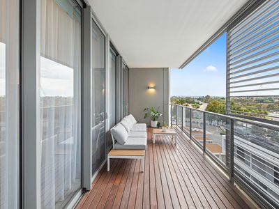 607 / 2 Moreau Parade, East Perth