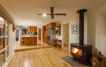 145 Stoney Creek Road, Beaconsfield Upper