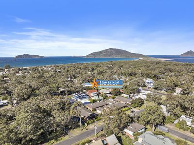 4 / 12 - 18  Patanga Street, Hawks Nest