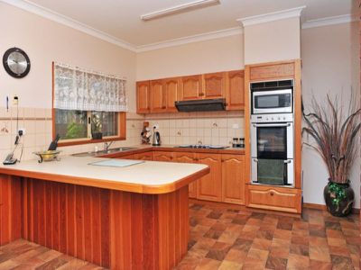 10 Sunrise Gully Road, Kangaroo Flat