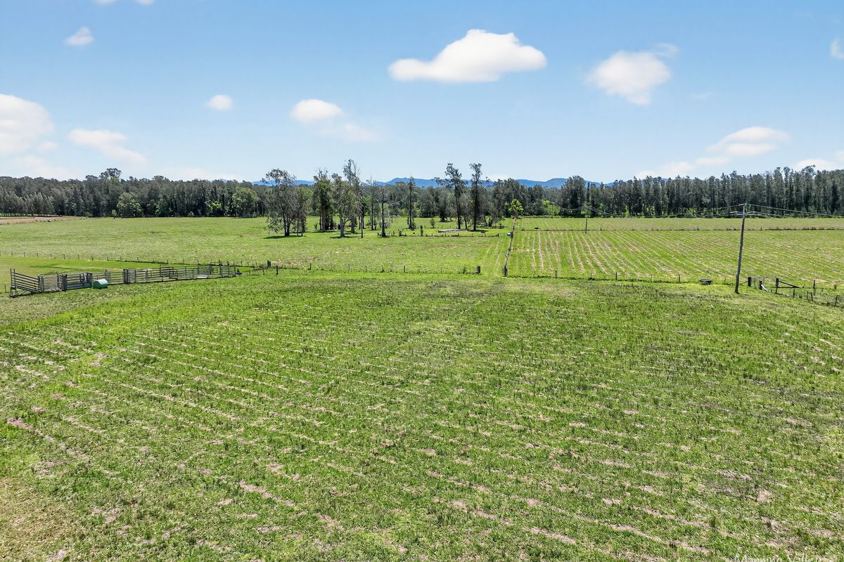 18 Clovernook Drive, Cundletown