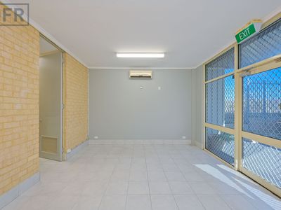 2 / 8 Erceg Road, Yangebup