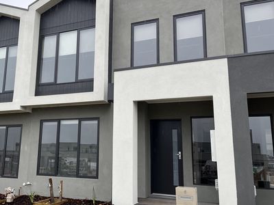 6 Rodway Walk, Tarneit