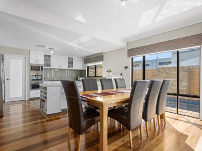 10A Reynold Road, Applecross