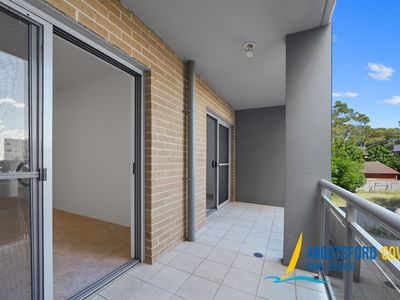 30 / 7 King Street, Campbelltown
