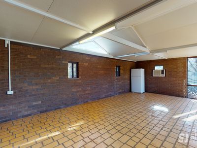 7 Hamilton Close, Dubbo