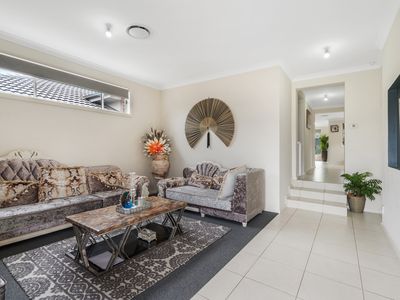 10 Tropea Street, Austral