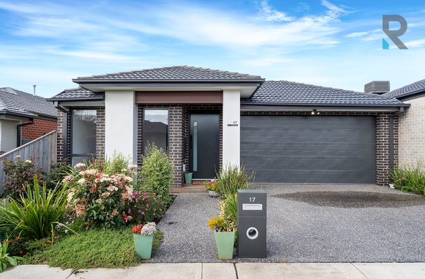 17 Jonathan Street, Greenvale