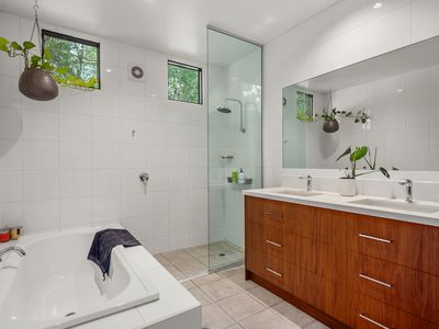 27 Cheniston Road, Mount Macedon