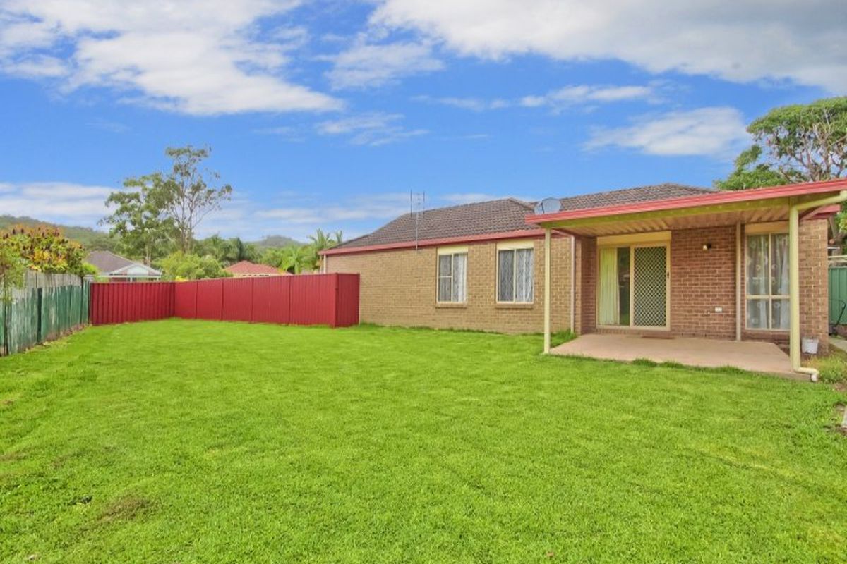 8 Gumleaf Close, Erina