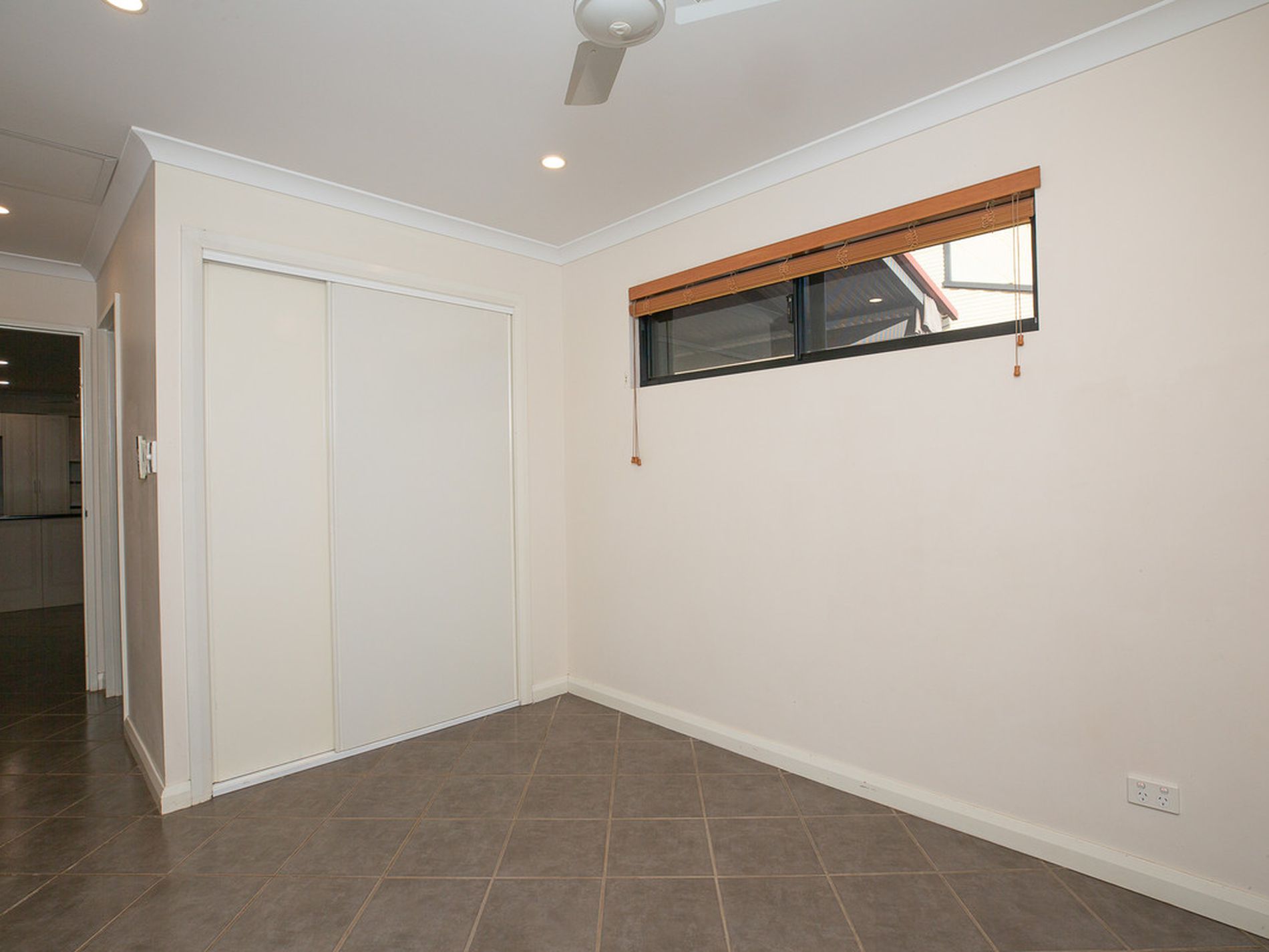18D Somerset Crescent, South Hedland