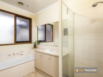 6 Craigie Court, Hampton Park