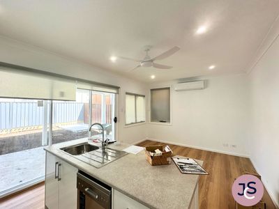 2 / 48B Bligh Street, Telarah