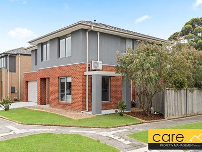 25 O'Meara Cres, Cranbourne East